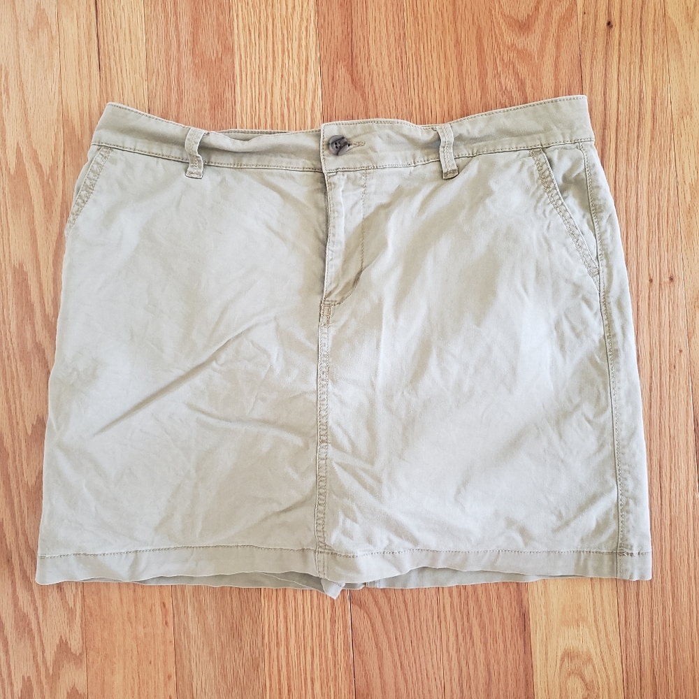 Size 14 Skort